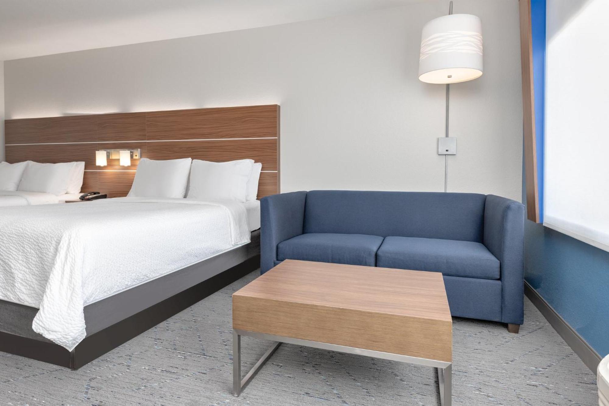 Holiday Inn Express & Suites Moore By Ihg Exterior photo
