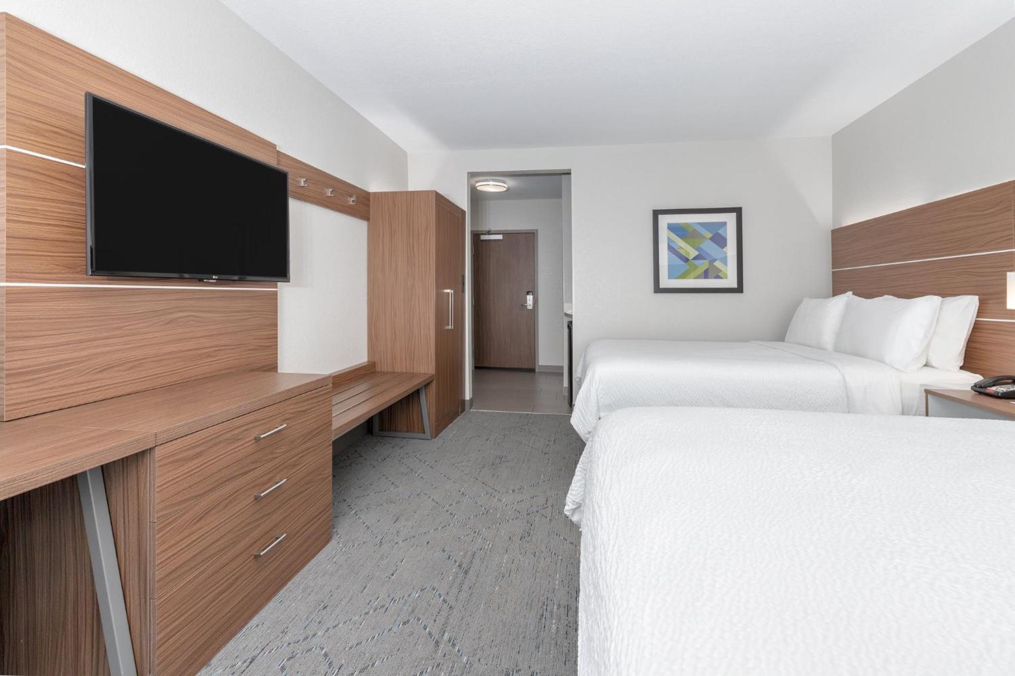 Holiday Inn Express & Suites Moore By Ihg Exterior photo